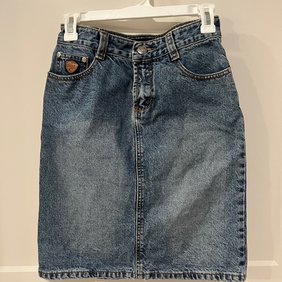 Y2K City Jeans Denim Skirt with Hardwear Details - Picture 1 of 7